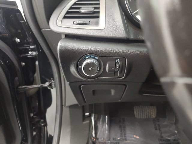 Used 2016 Buick Verano Leather FWD image 16
