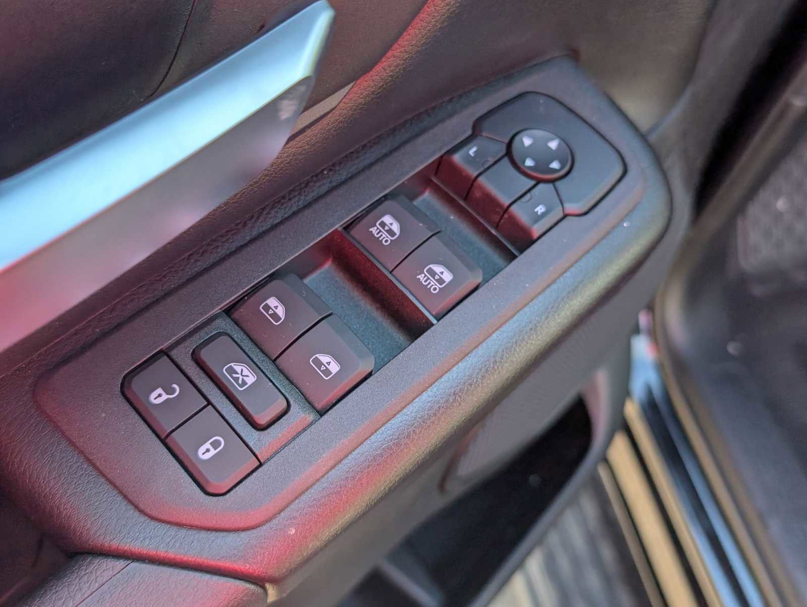 New 2026 RAM 1500 Express AWD/4WD image 7