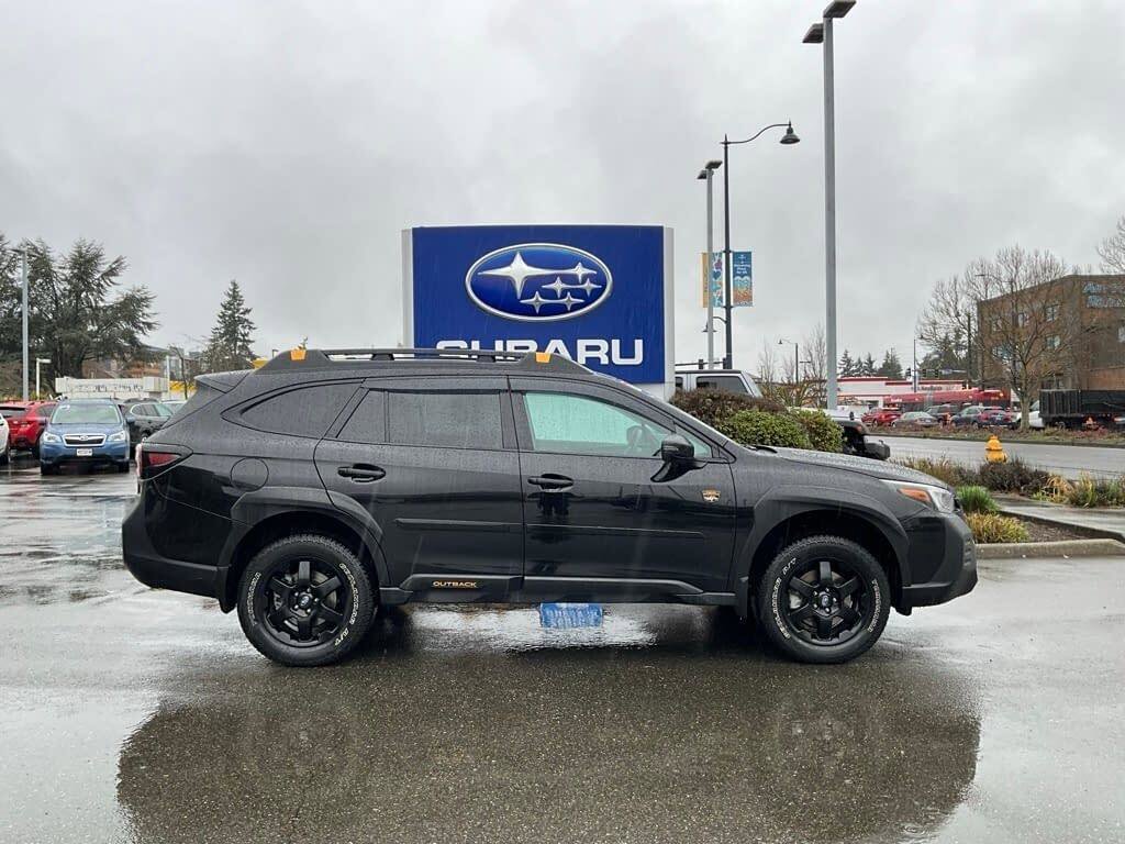 Used 2022 Subaru Outback Wilderness w/ Wilderness Package image 8