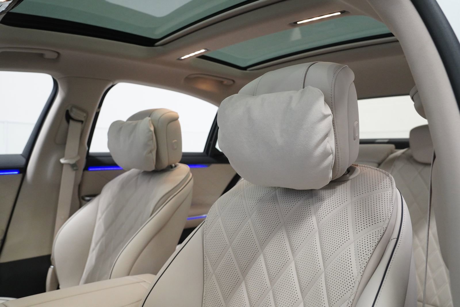 New 2026 Mercedes-Benz S 580 4MATIC Sedan image 16