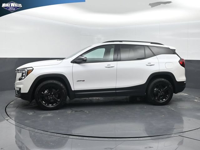 Used 2024 GMC Terrain AT4 AWD/4WD image 4