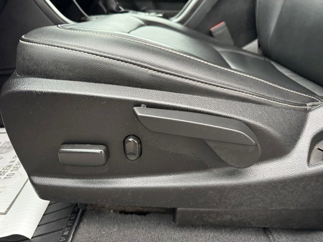 Used 2020 GMC Canyon SLT image 12