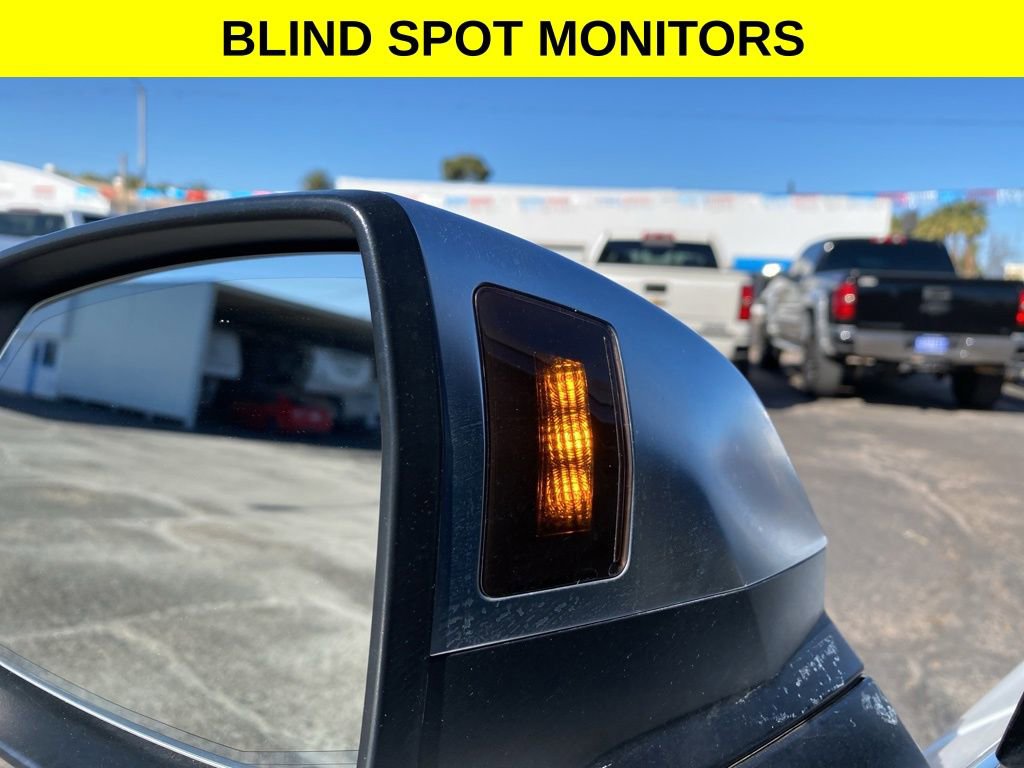 Used 2018 Audi SQ5 Premium Plus w/ Navigation Package image 16