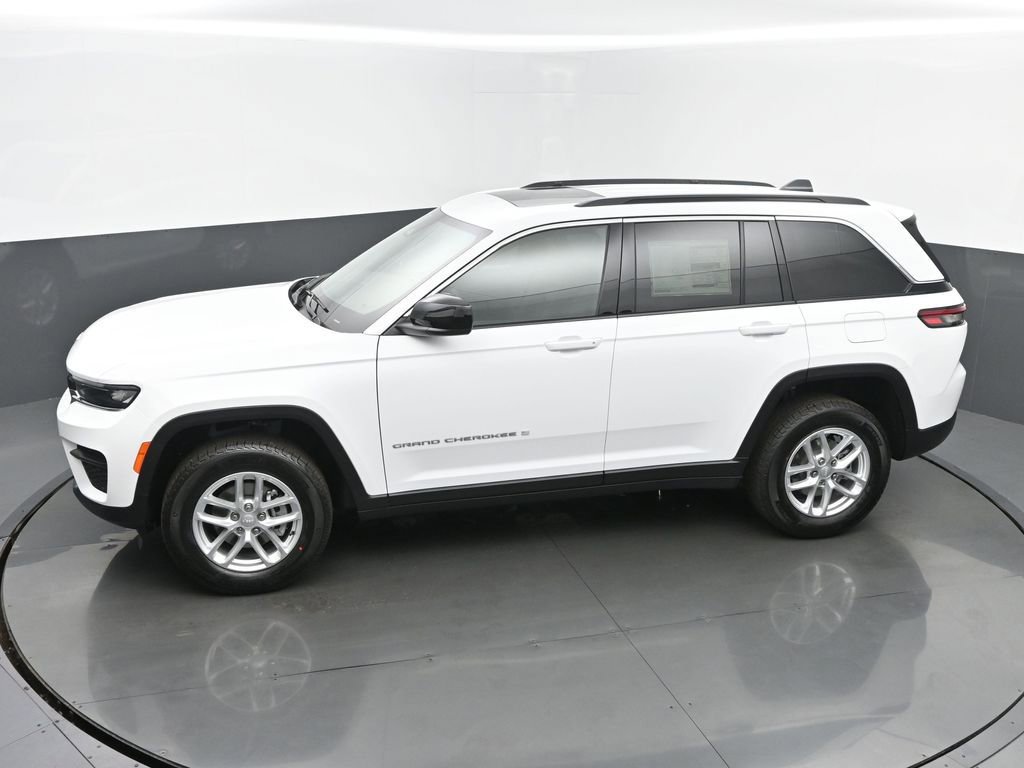 New 2025 Jeep Grand Cherokee Laredo X image 39