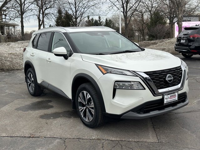 Certified 2023 Nissan Rogue SV w/ SV Premium B Package image 3