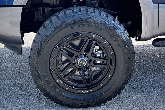 Used 2022 Nissan Titan Platinum Reserve w/ Moonroof Package AWD/4WD image 34
