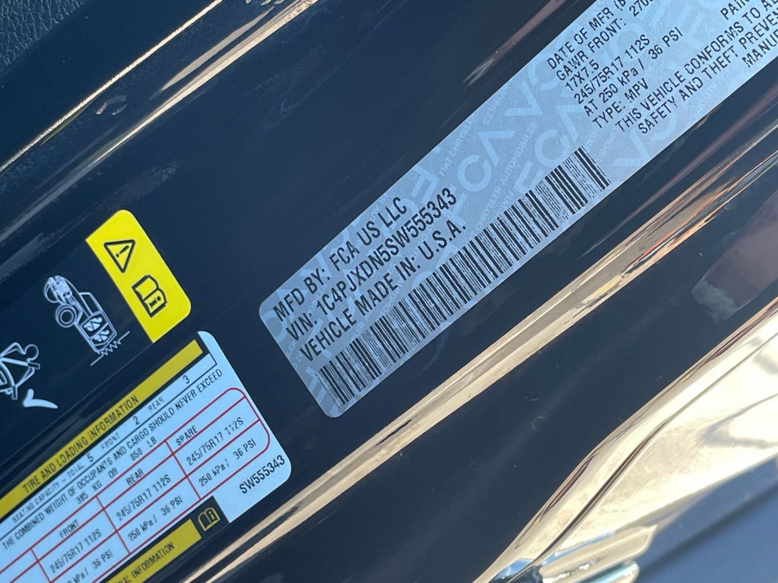 Used 2025 Jeep Wrangler Sport S AWD/4WD image 29