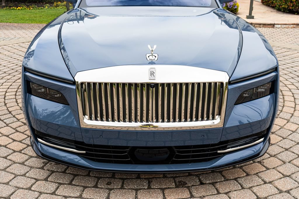 Used 2025 Rolls-Royce Spectre w/ Leather Finishing Pack AWD/4WD image 13