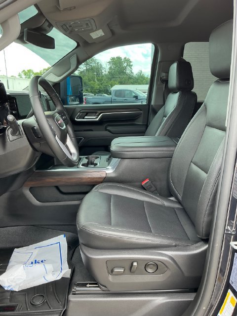 Used 2025 GMC Sierra 2500 SLT w/ SLT Premium Package AWD/4WD image 10