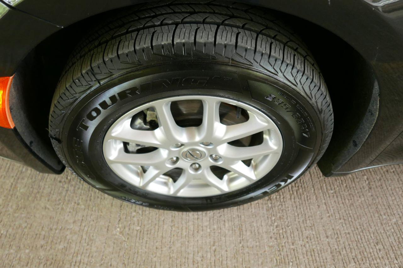 Used 2022 Chrysler Voyager LX FWD image 22