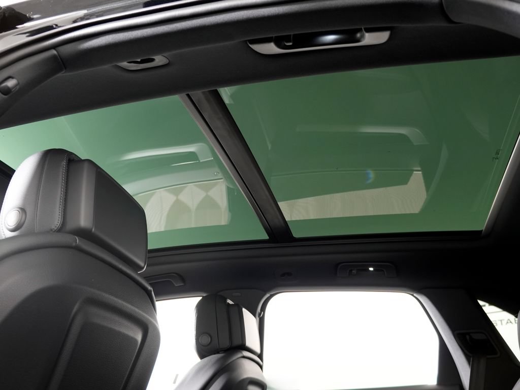 New 2026 Porsche Cayenne AWD/4WD image 19