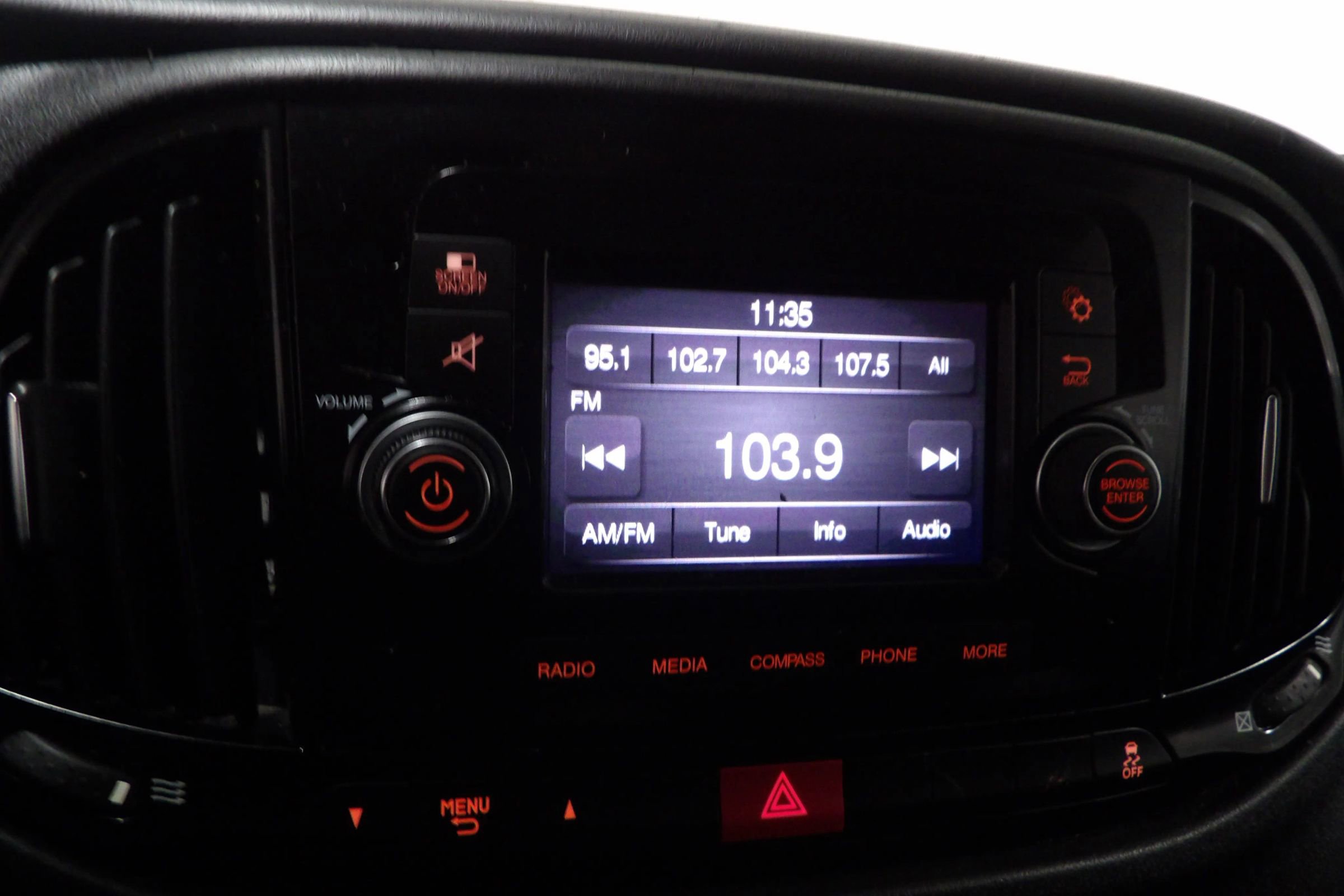 Used 2019 RAM ProMaster City Tradesman image 16