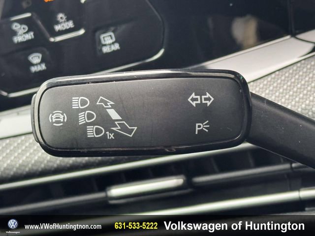 Certified 2024 Volkswagen Golf R image 21