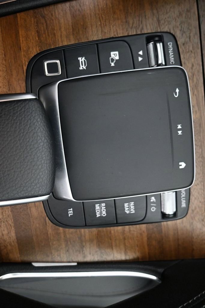 Used 2025 Mercedes-Benz GLE 450e GLE 450e w/ Winter Package image 19