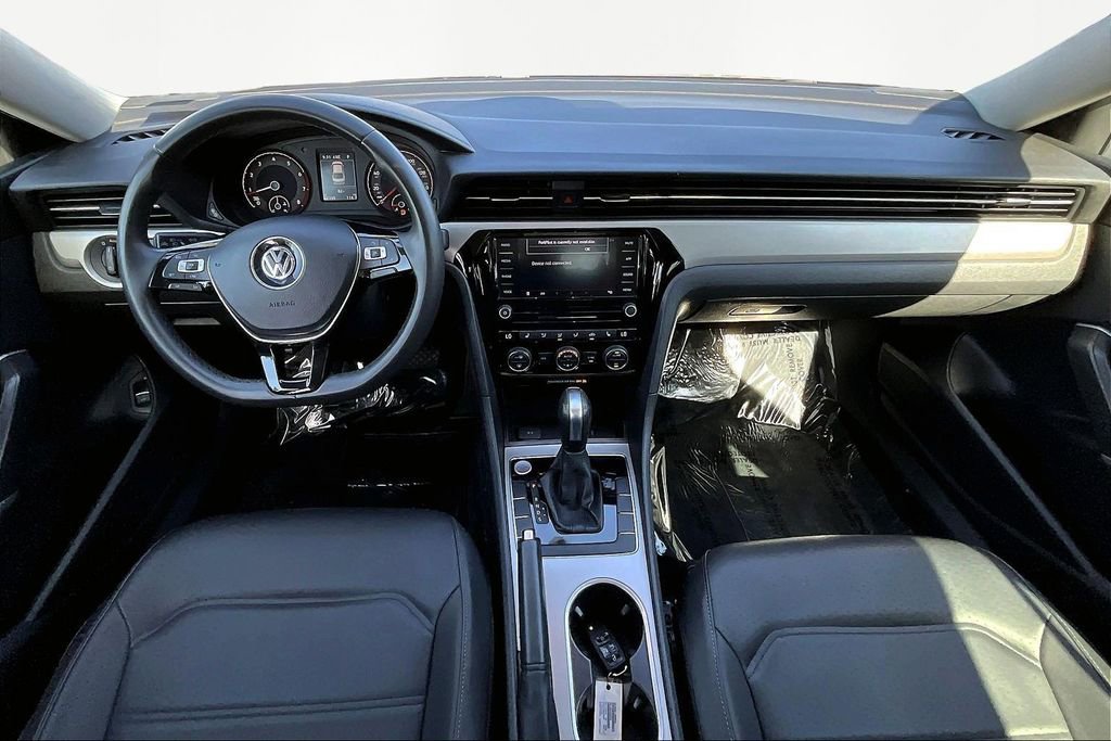 Used 2022 Volkswagen Passat 2.0T SE image 7