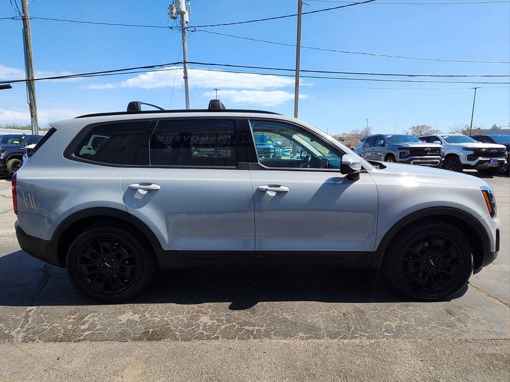 Used 2022 Kia Telluride SX w/ SX Prestige Package AWD/4WD image 6