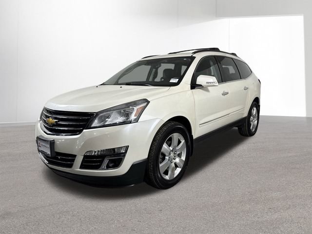 Used 2015 Chevrolet Traverse LTZ image 2