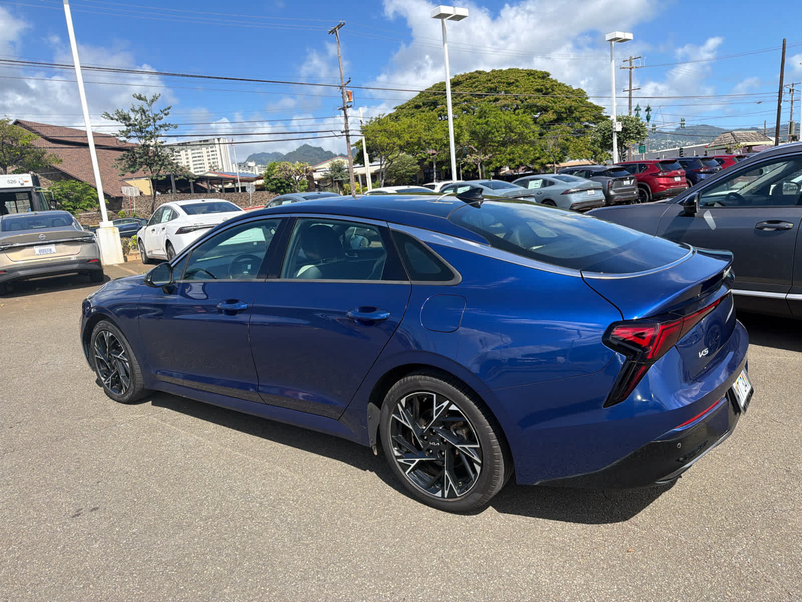 Used 2025 Kia K5 GT-Line w/ GT-Line Premium Package FWD image 4