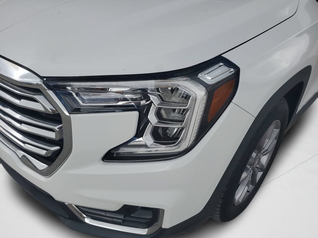 Used 2024 GMC Terrain SLT FWD image 23