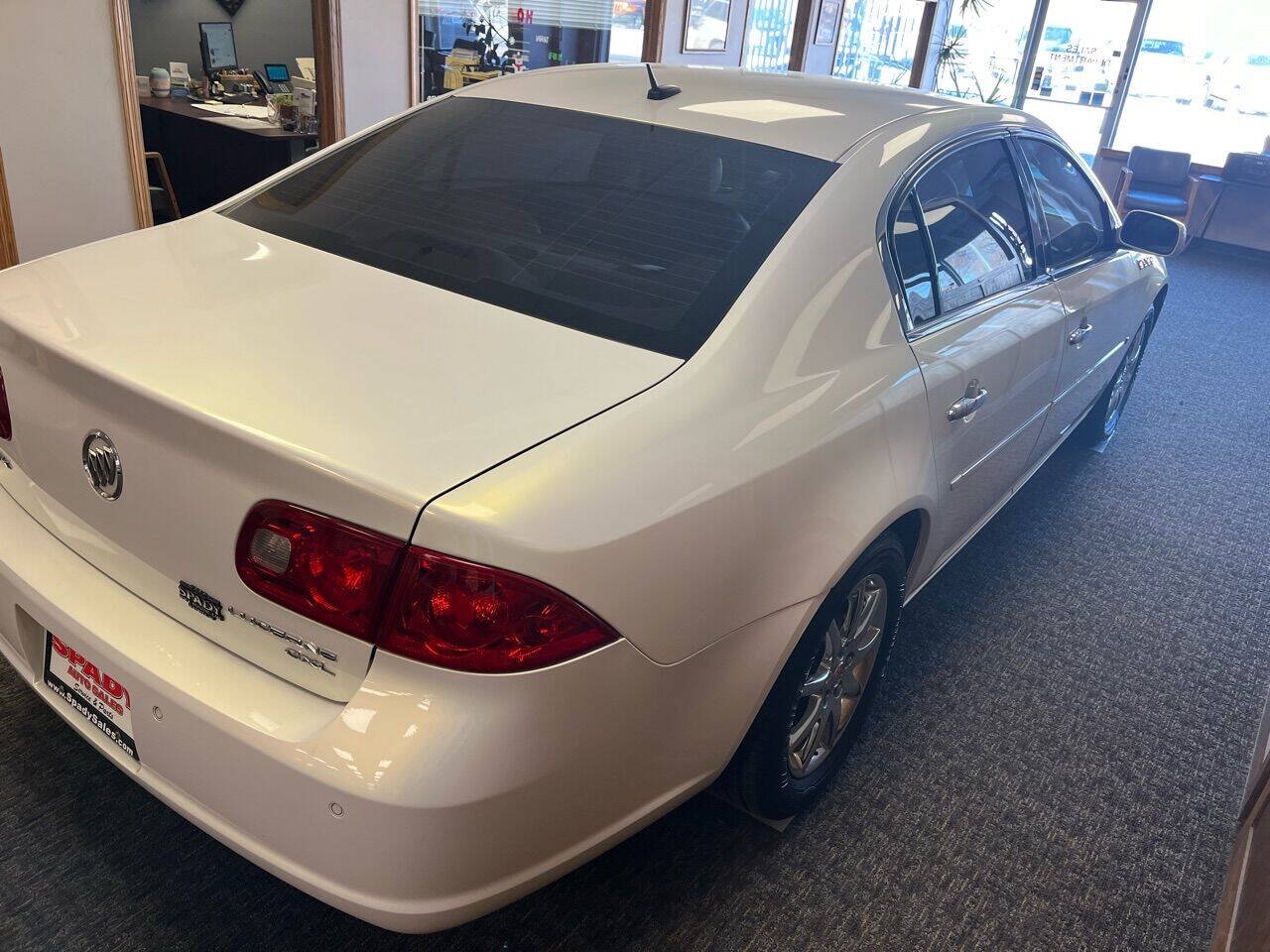 Used 2006 Buick Lucerne CXL w/ Luxury Package FWD image 4