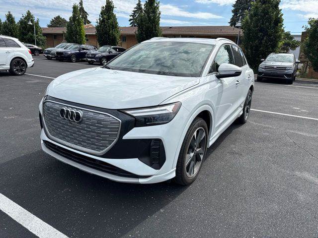Used 2022 Audi Q4 e-tron Premium Plus w/ Premium Plus AWD/4WD image 2
