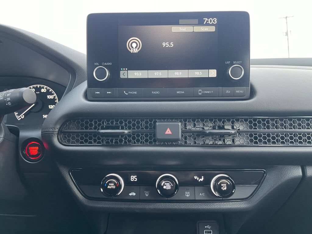 Used 2023 Honda HR-V LX image 11