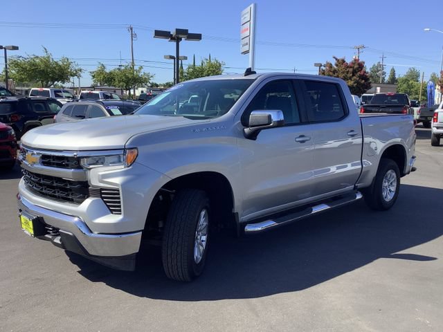 Used 2022 Chevrolet Silverado 1500 LT w/ Protection Package AWD/4WD image 5