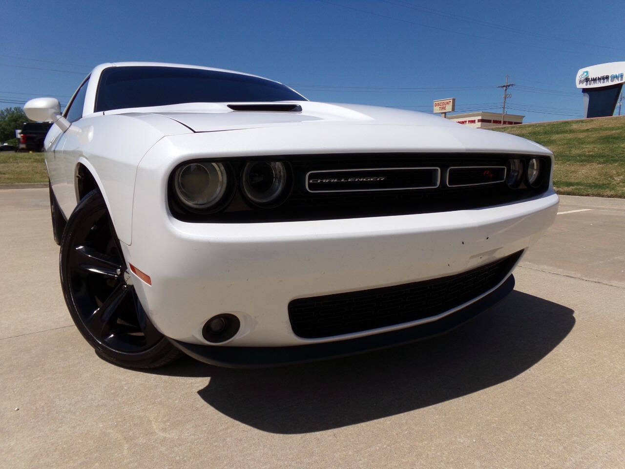 Used 2015 Dodge Challenger R/T w/ Quick Order Package 22B R/T RWD image 11