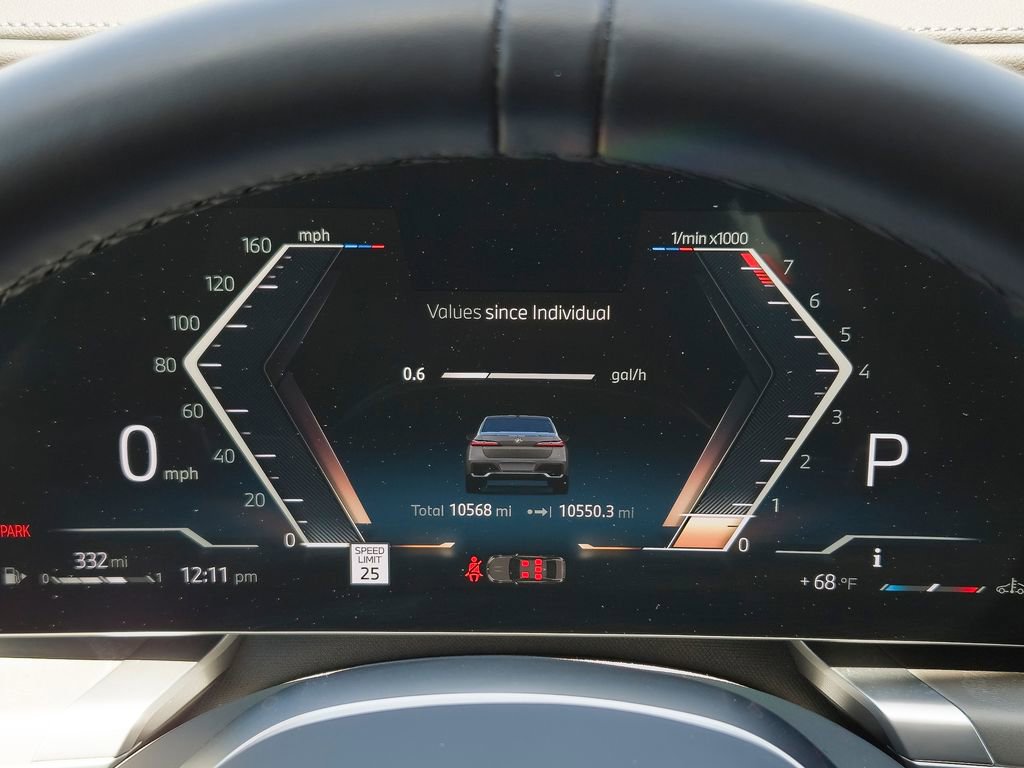 Used 2024 BMW 740i w/ Premium Package image 13