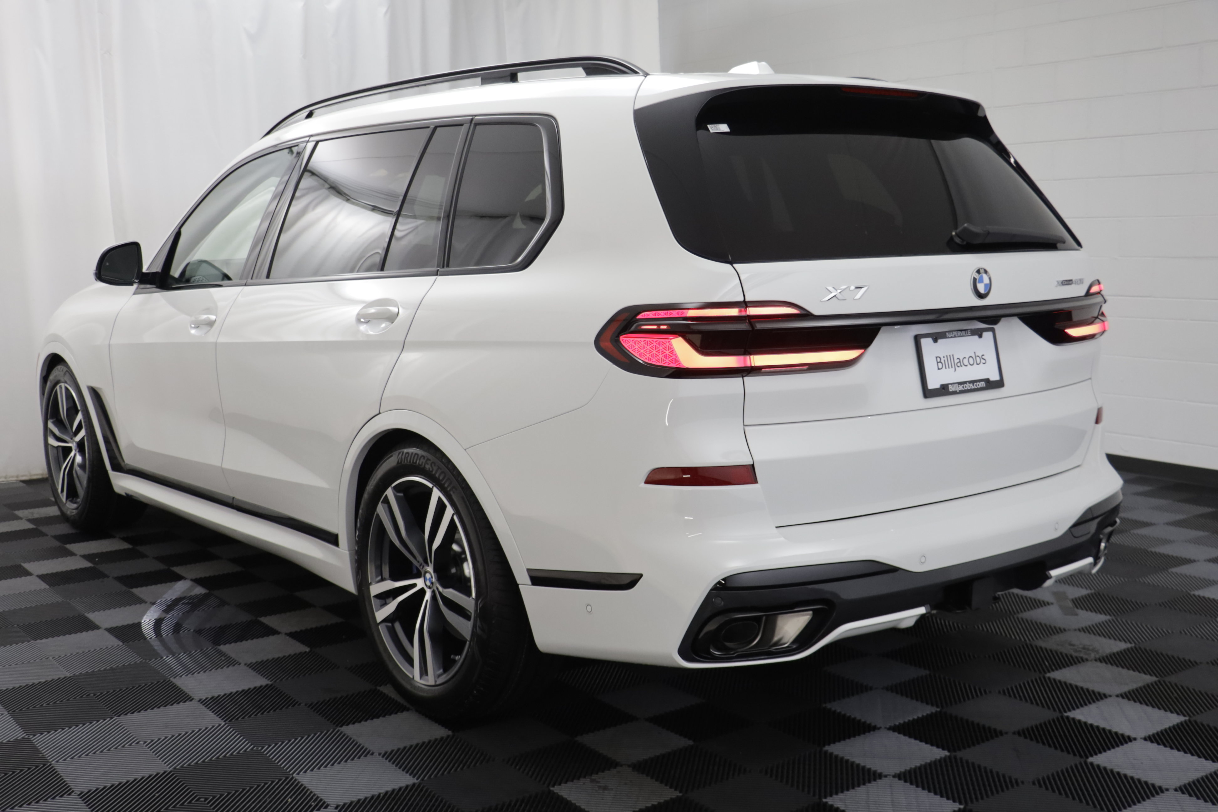 New 2027 BMW X7 xDrive40i w/ M Sport Package AWD/4WD image 15