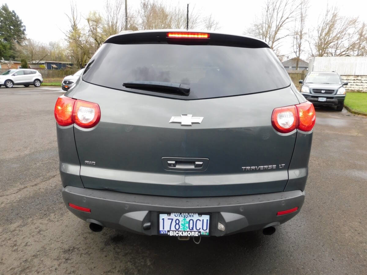 Used 2010 Chevrolet Traverse LT w/ LT Special Edition Package AWD/4WD image 20