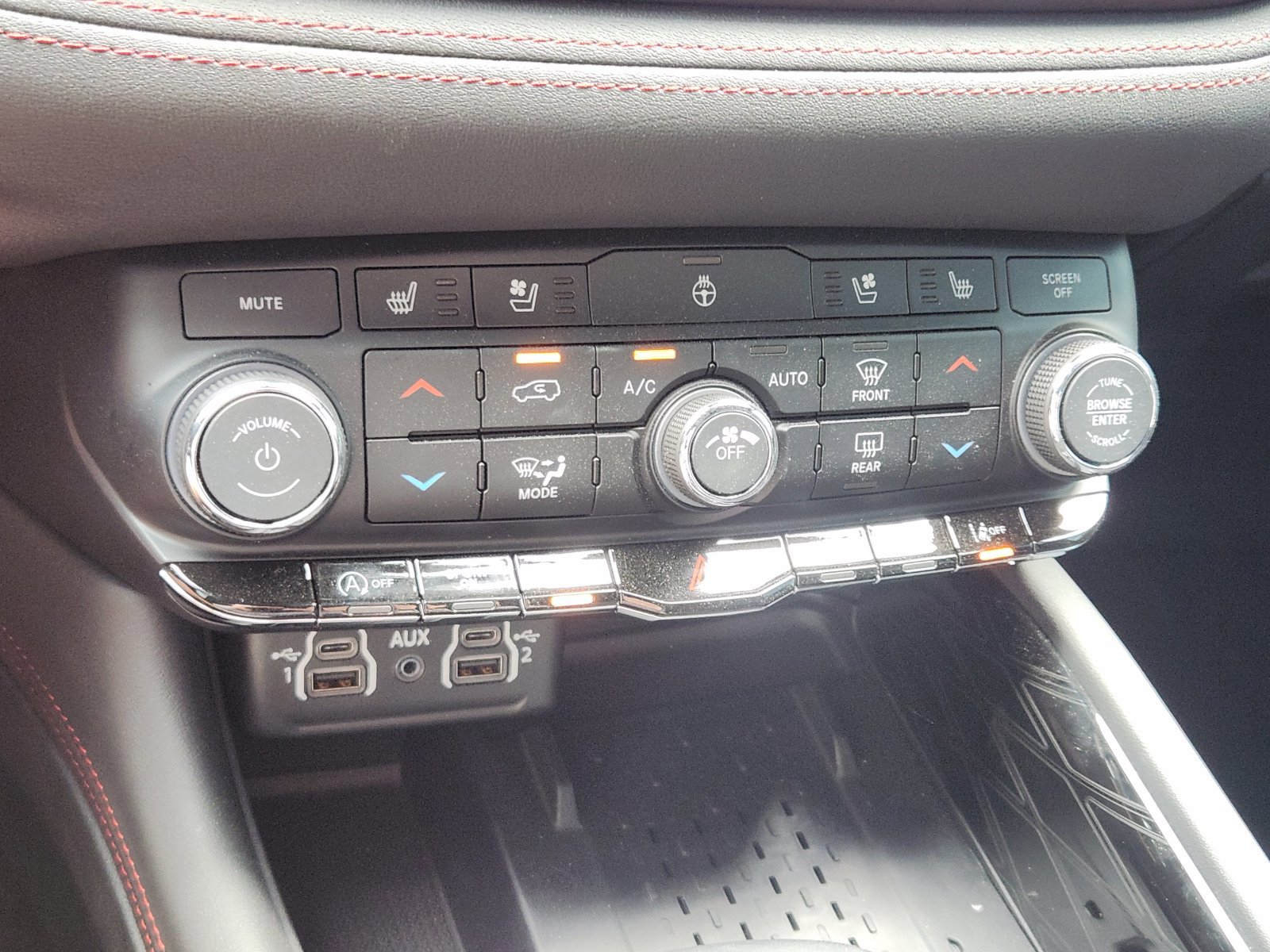 New 2025 Dodge Durango GT AWD/4WD image 18