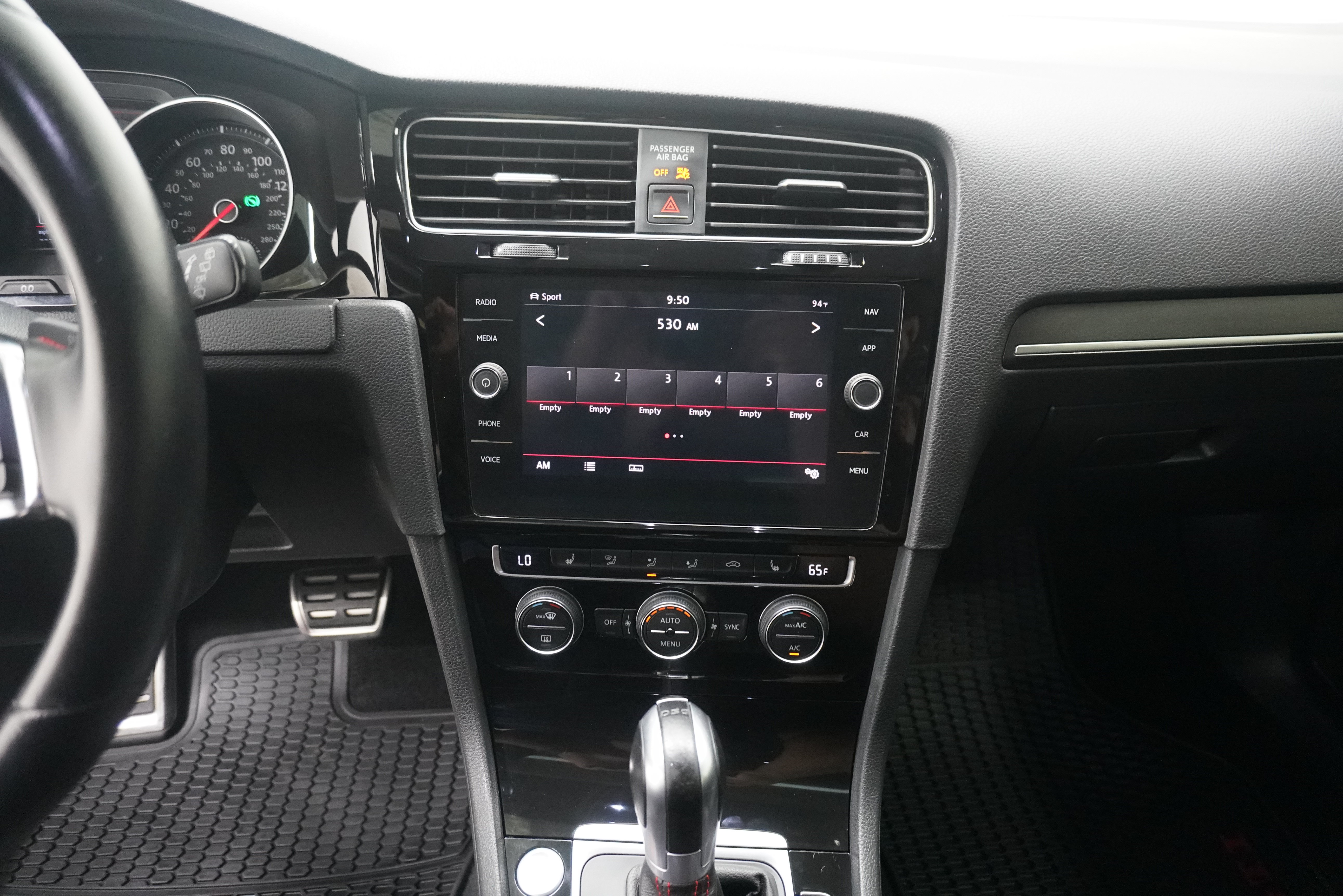 Used 2018 Volkswagen GTI Autobahn FWD image 22