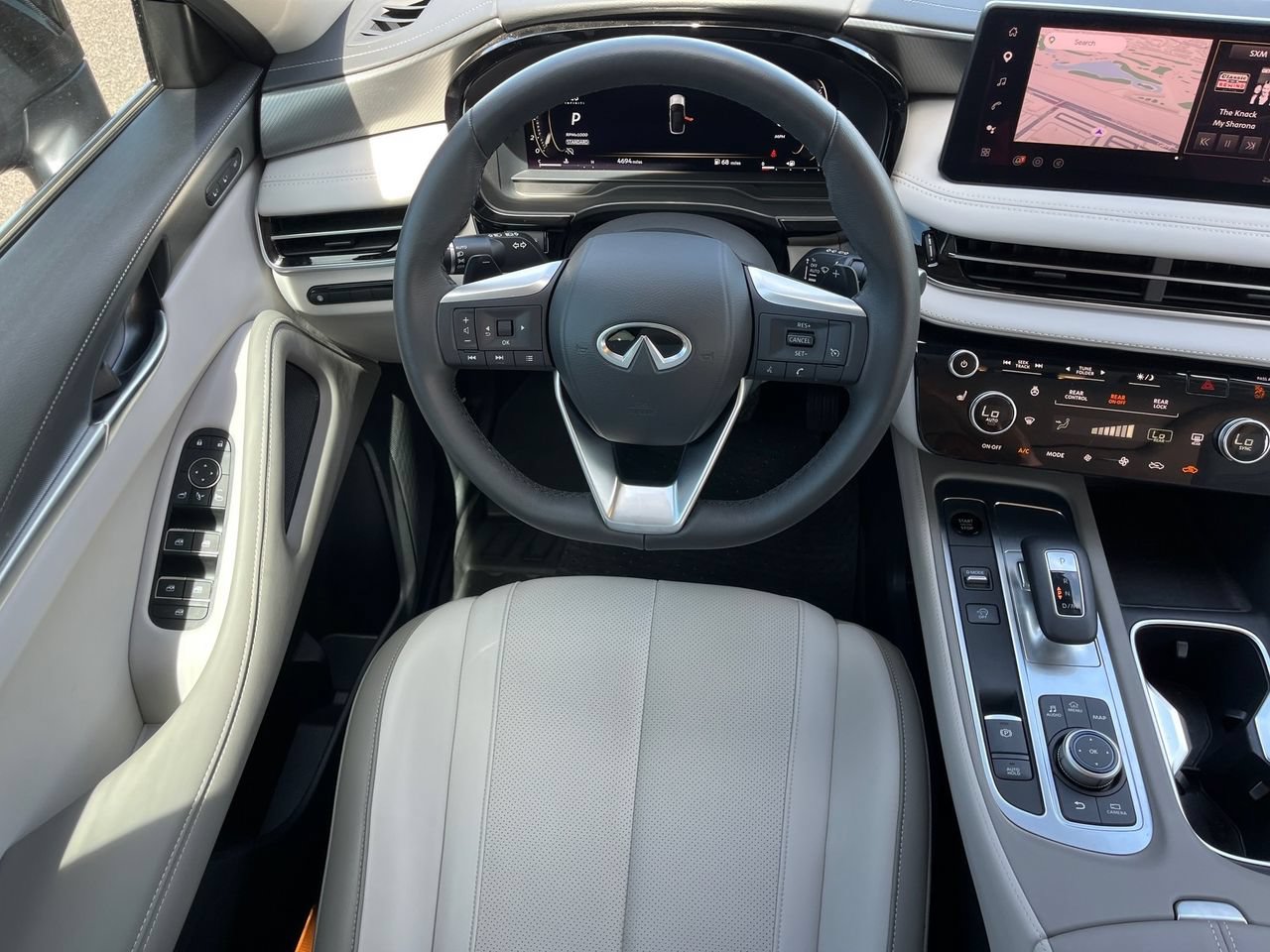 Certified 2026 INFINITI QX60 Pure w/ Cargo Package FWD image 13
