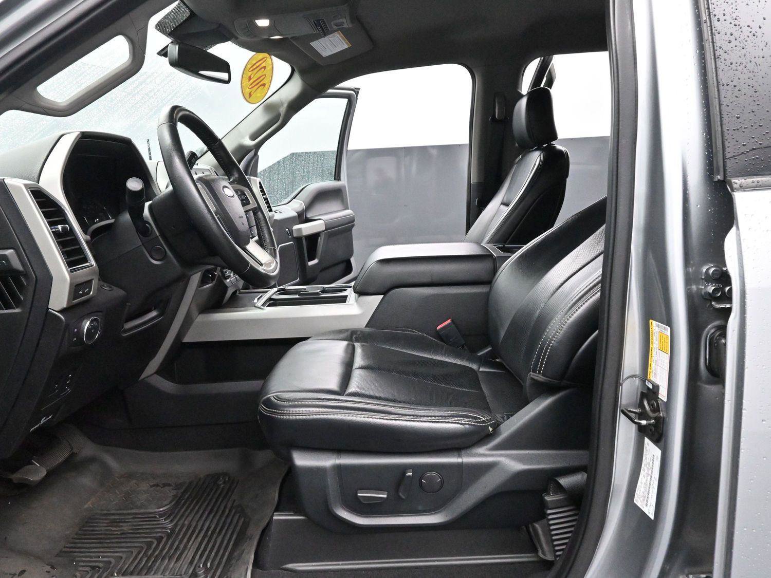 Used 2020 Ford F250 Lariat w/ Lariat Ultimate Package image 12