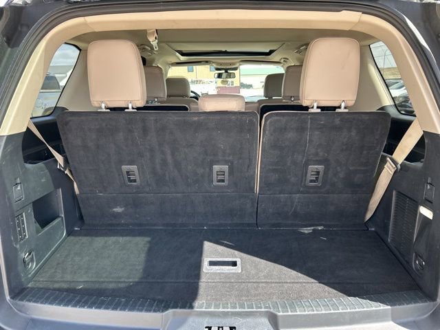 Used 2023 Ford Expedition Limited AWD/4WD image 8