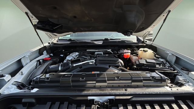 Used 2024 Chevrolet Silverado 2500 LT image 31