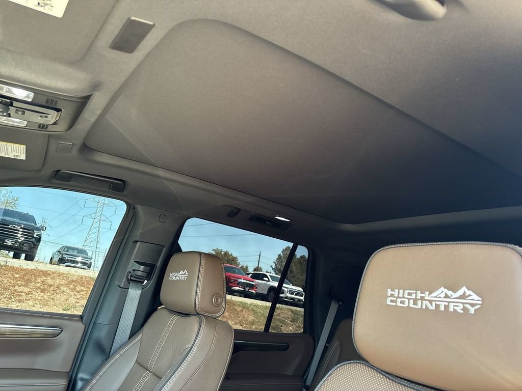 Certified 2026 Chevrolet Tahoe High Country w/ Sun And Tow Package AWD/4WD image 24