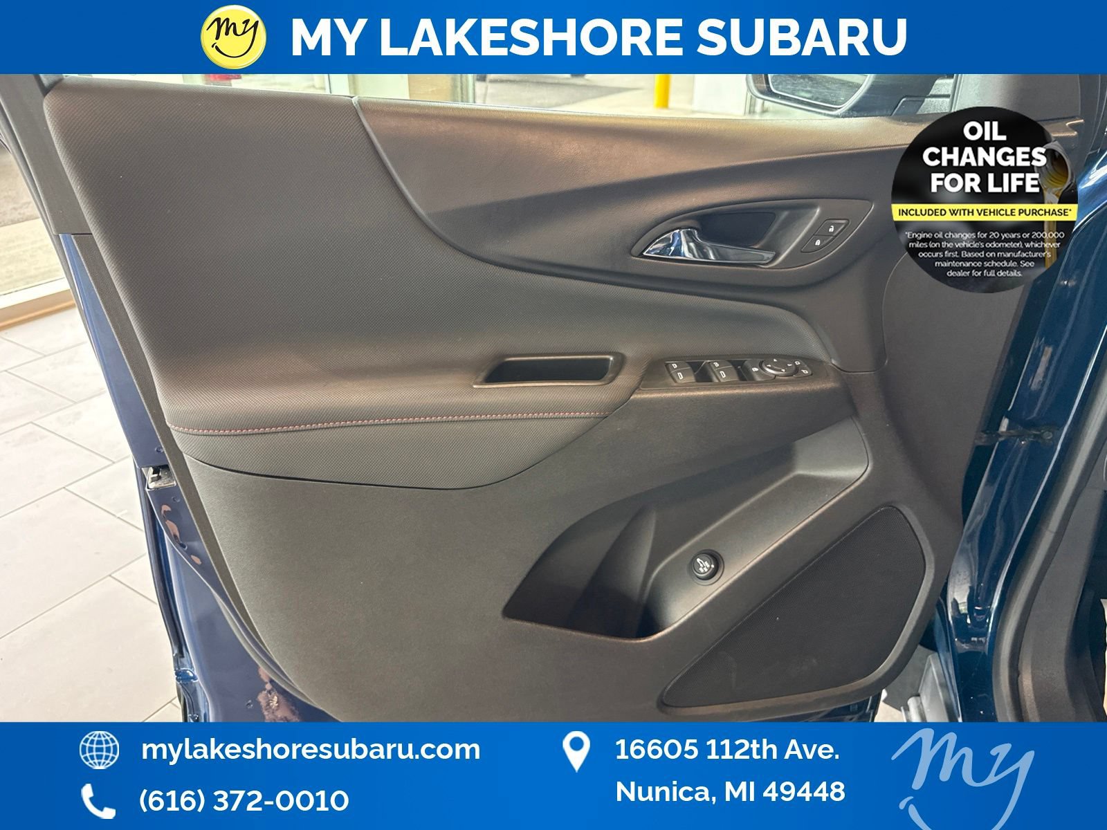 Used 2022 Chevrolet Equinox RS w/ LPO, Floor Liner Package AWD/4WD image 11