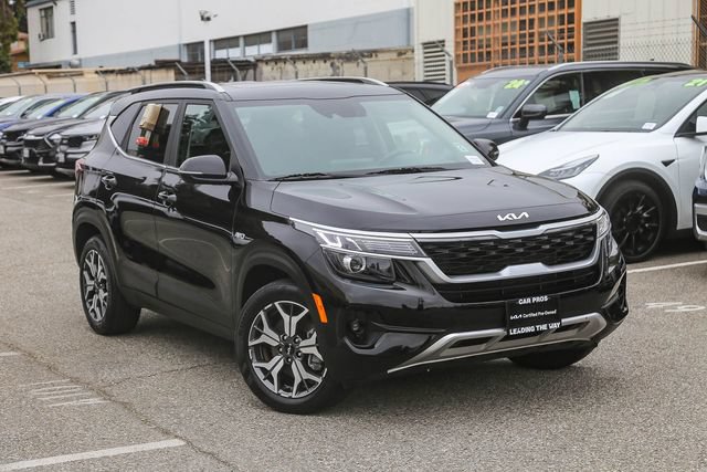 Certified 2022 Kia Seltos EX AWD/4WD image 2
