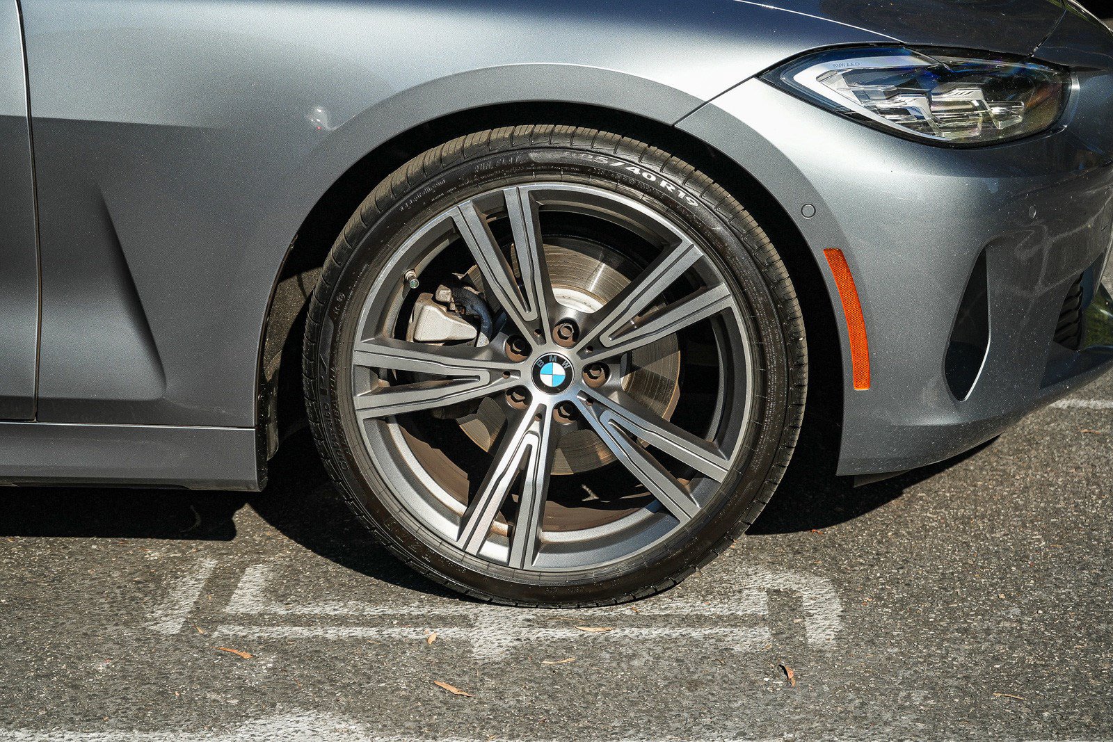 Used 2021 BMW 430i Coupe w/ Convenience Package RWD image 9