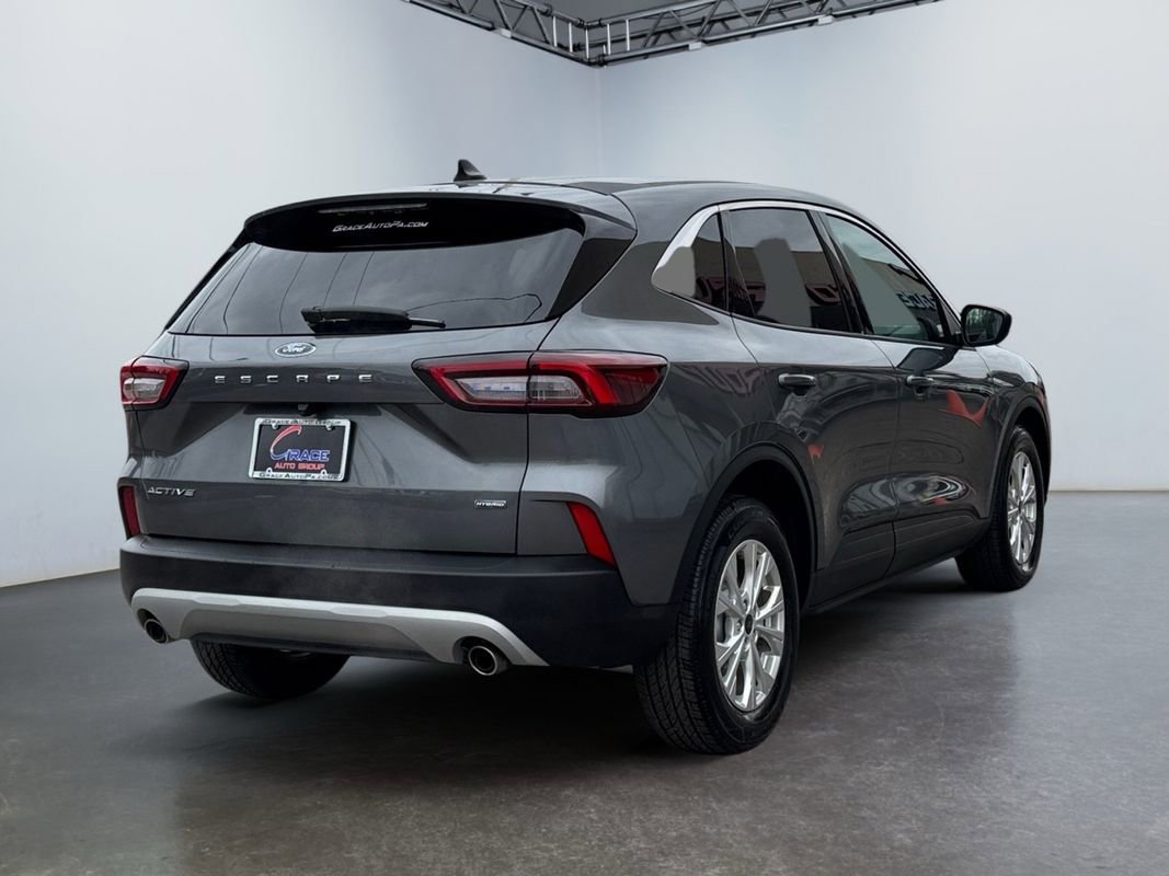 Used 2023 Ford Escape Active image 5