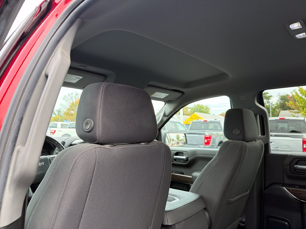Used 2022 Chevrolet Silverado 1500 RST AWD/4WD image 33