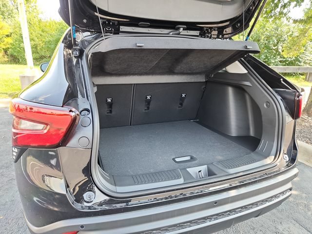 New 2026 Chevrolet Trax LT w/ Driver Confidence Package FWD image 18