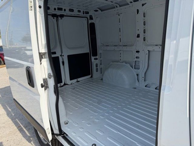 New 2026 RAM ProMaster 1500 w/ Convenience Group image 27