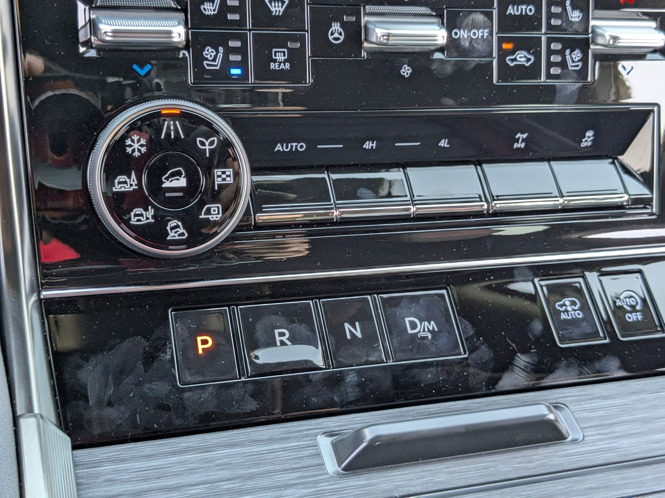 New 2026 Nissan Armada PRO-4X image 17