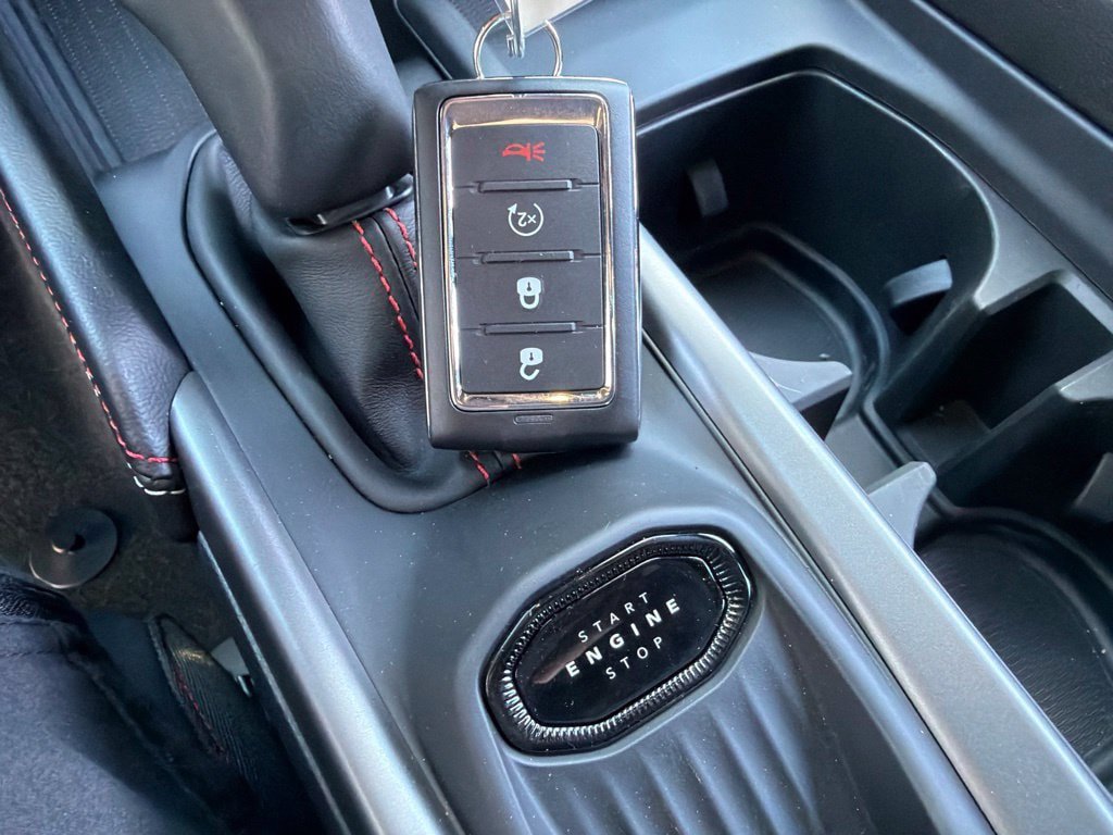 New 2026 Dodge Charger R/T w/ Driver Convenience Group AWD/4WD image 28