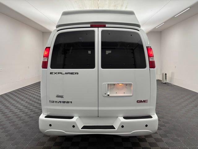 Used 2021 GMC Savana 2500 w/ Enhanced Convenience Package RWD image 9