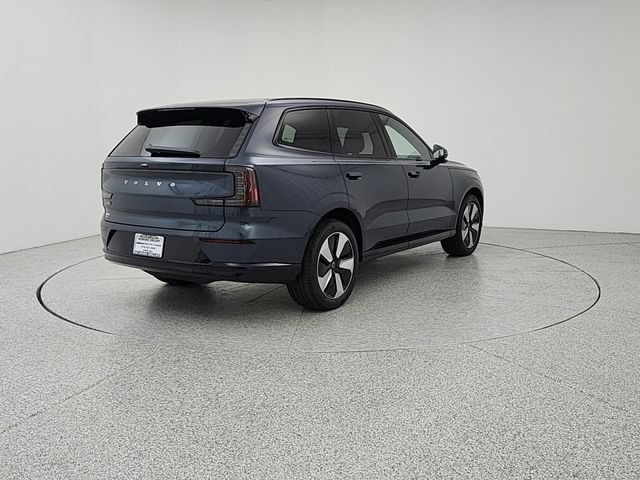 New 2026 Volvo XC90 T8 Plus w/ Protection Package Premier AWD/4WD image 5
