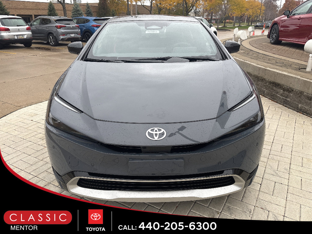 New 2026 Toyota Prius Plug-In Hybrid FWD image 3